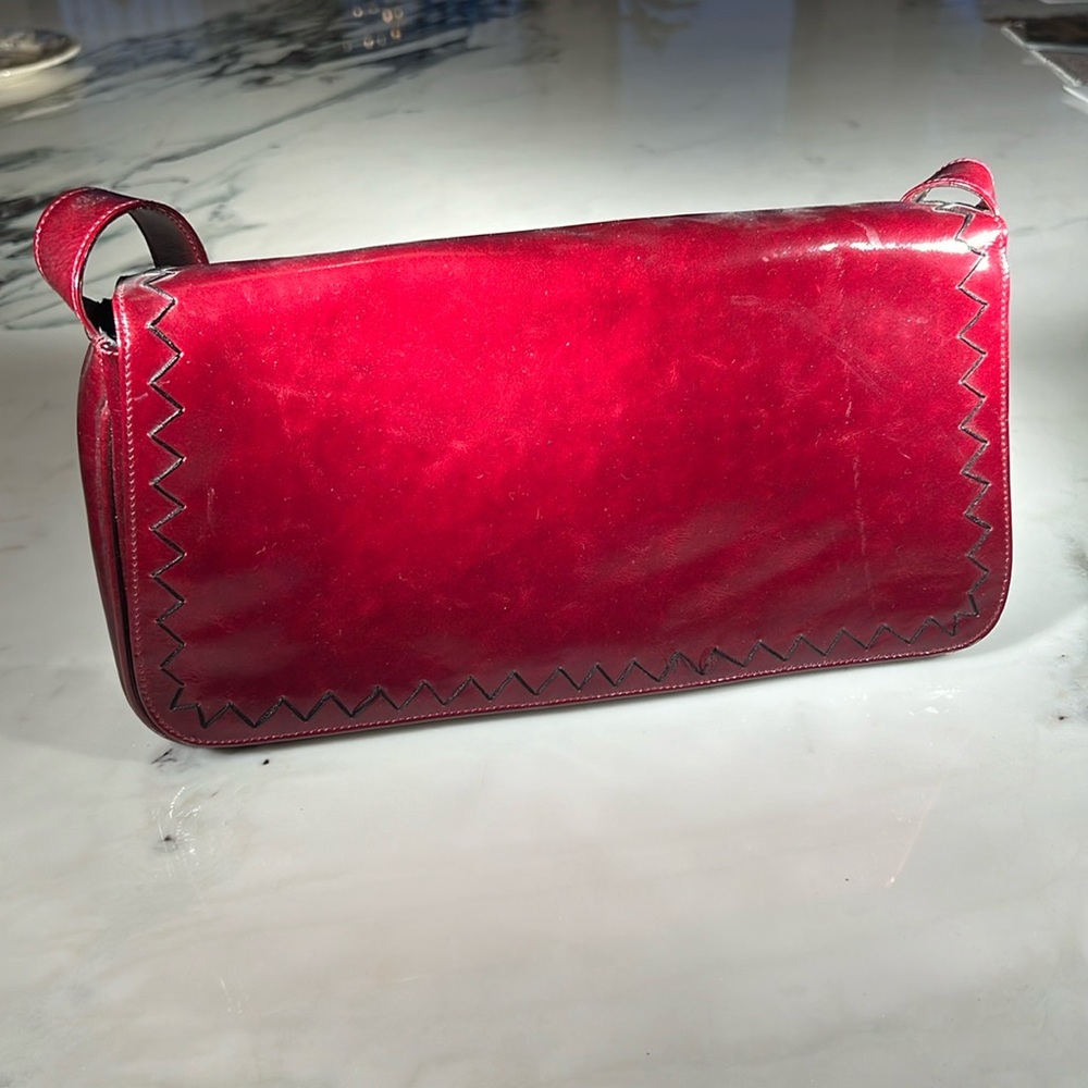 BCBG clutch